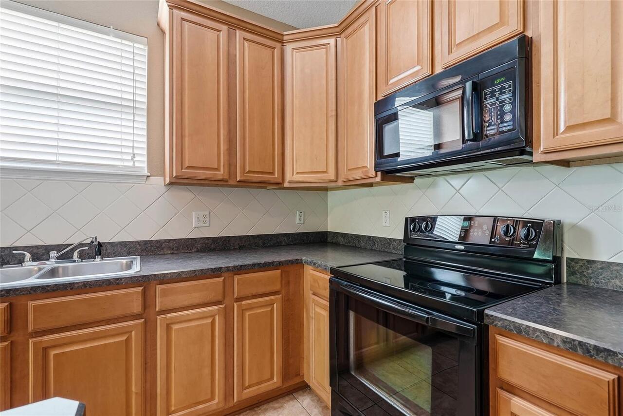 Listing Photo 17