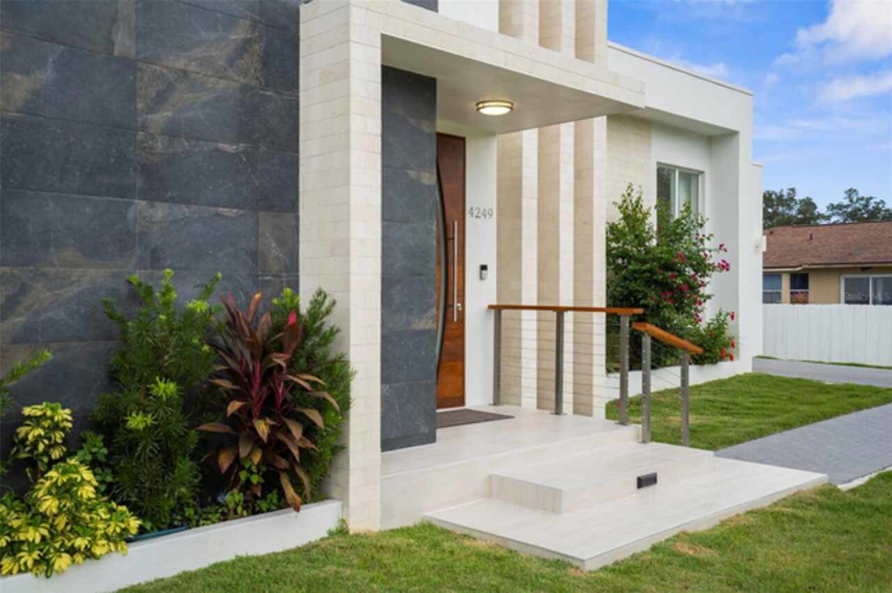 Listing Photo 9