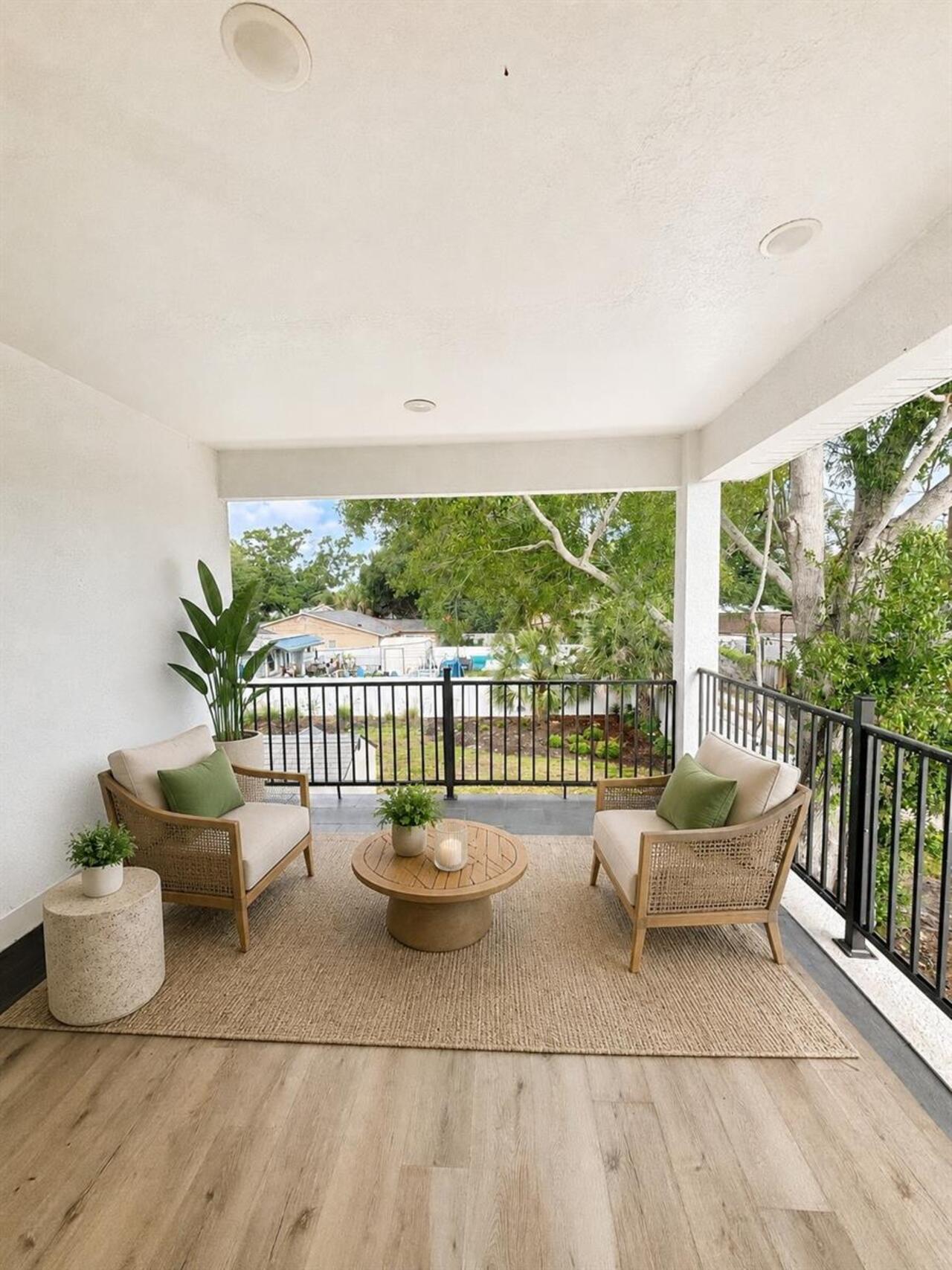 Listing Photo 18