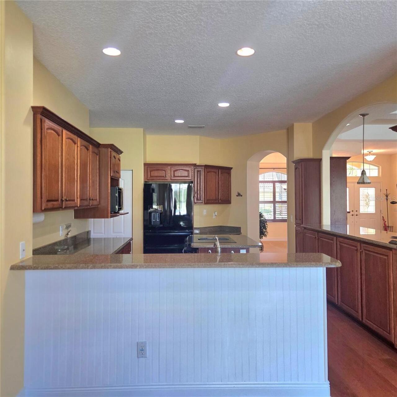 Listing Photo 8