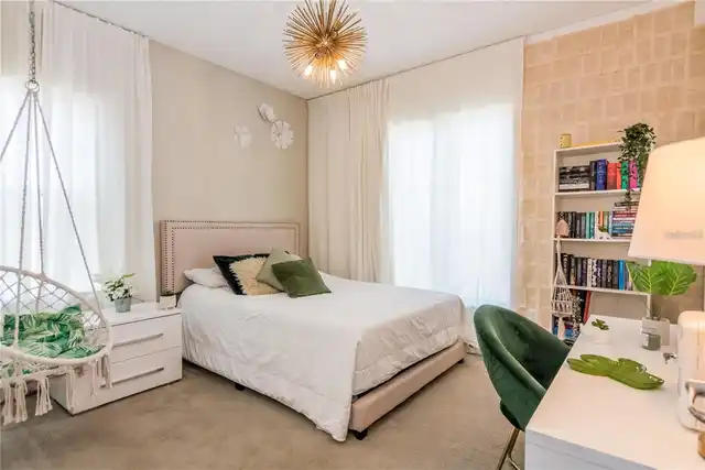 Listing Photo 17