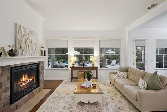 Listing Photo 9