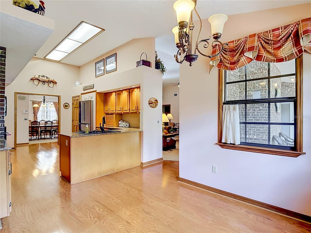 Listing Photo 23