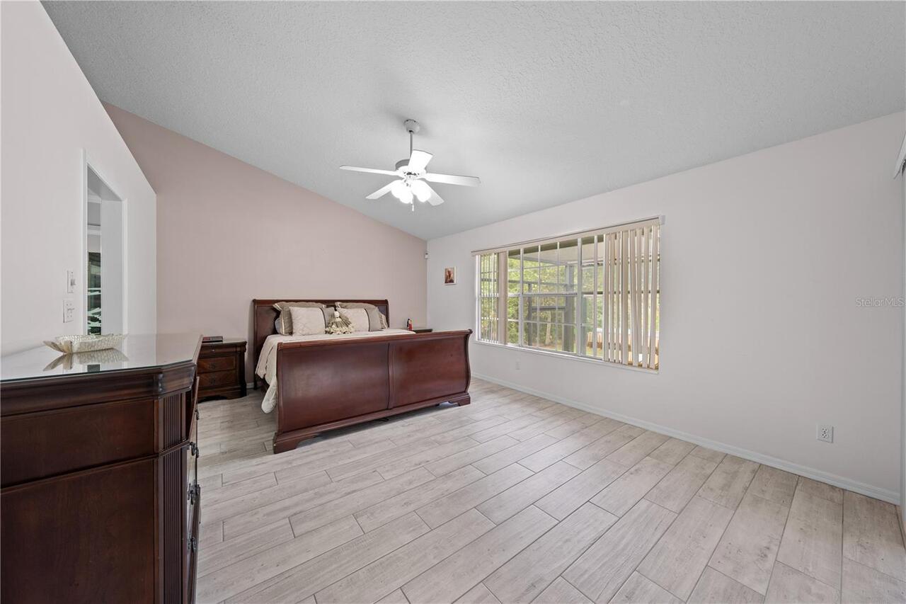 Listing Photo 33