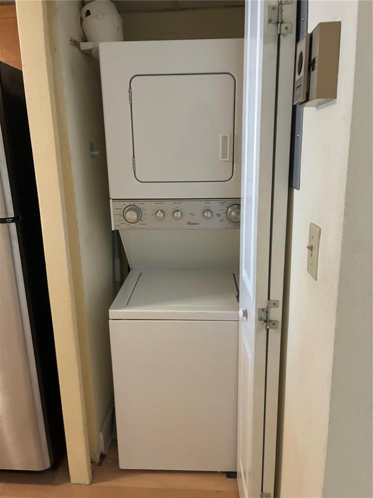 Listing Photo 11