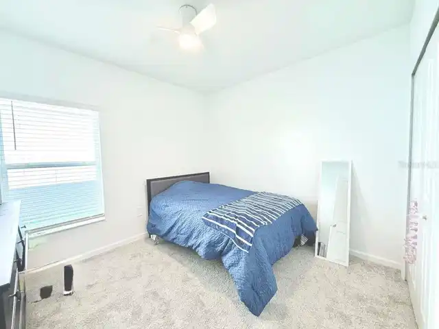 Listing Photo 15