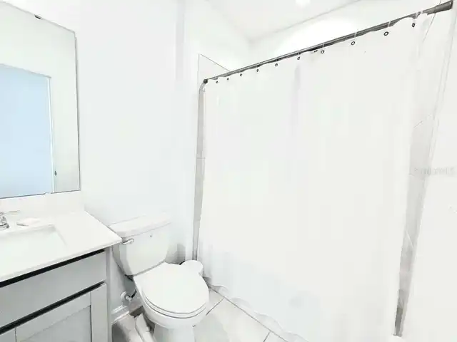 Listing Photo 16