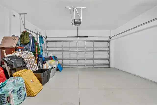 Listing Photo 9