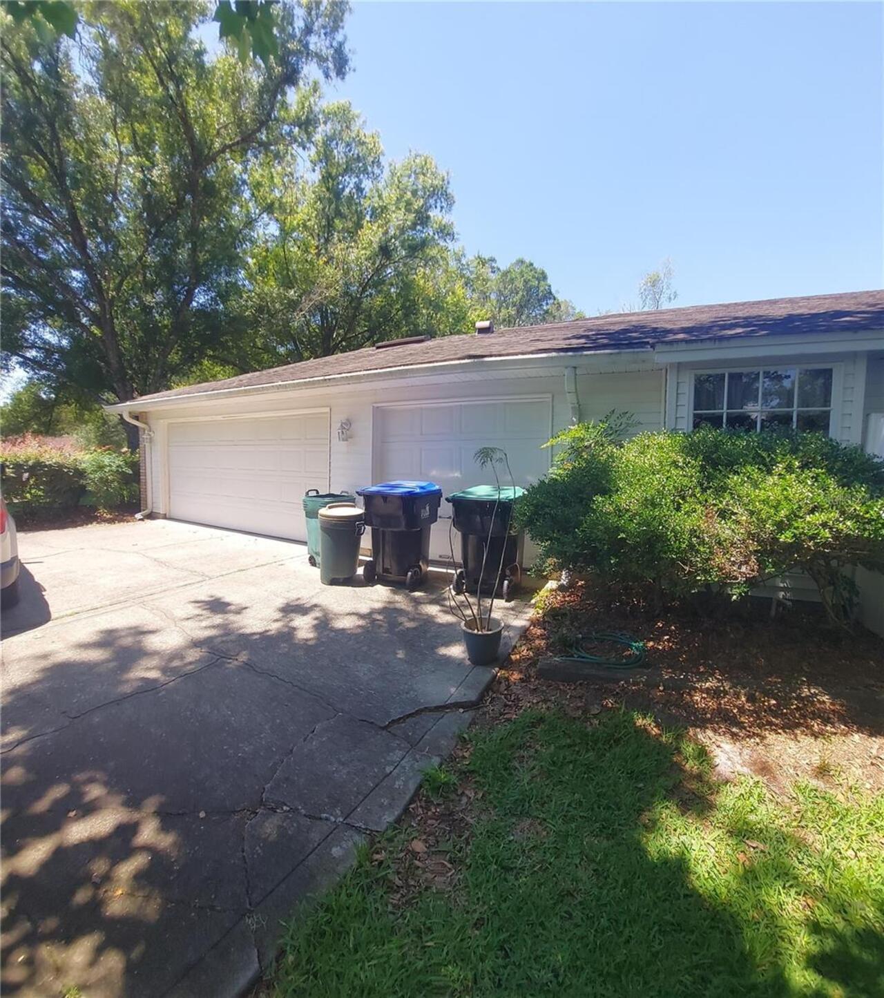 Listing Photo 8