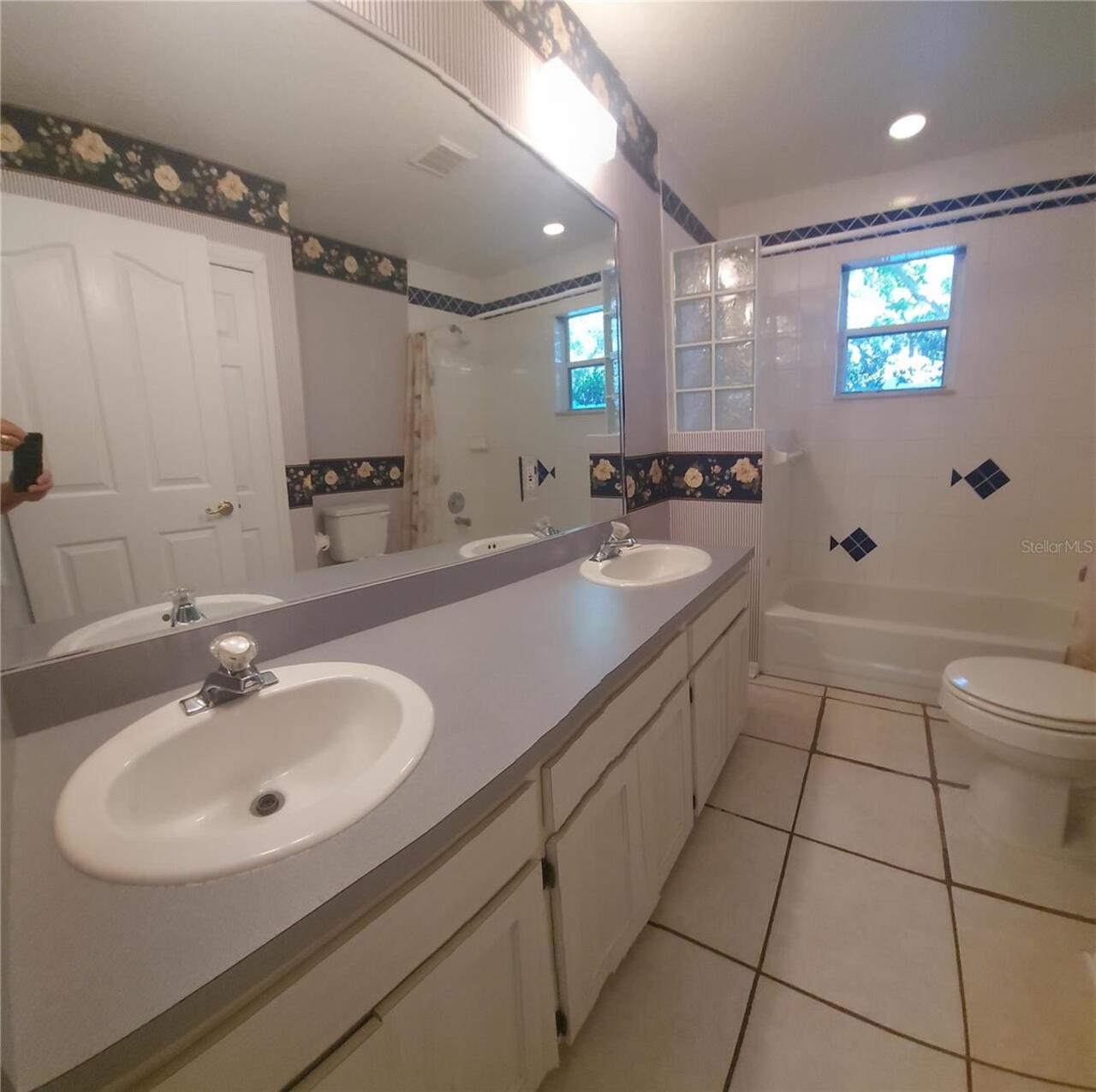Listing Photo 42