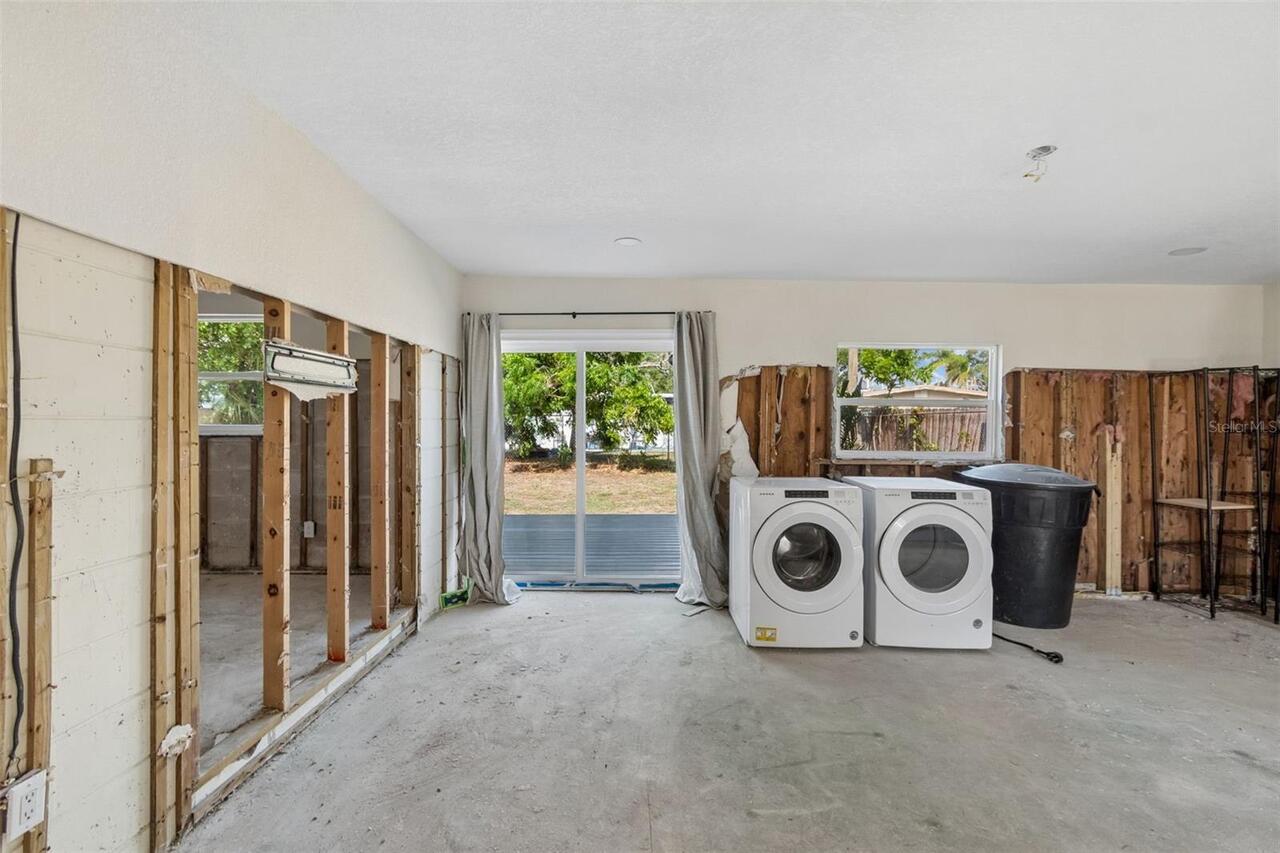 Listing Photo 9