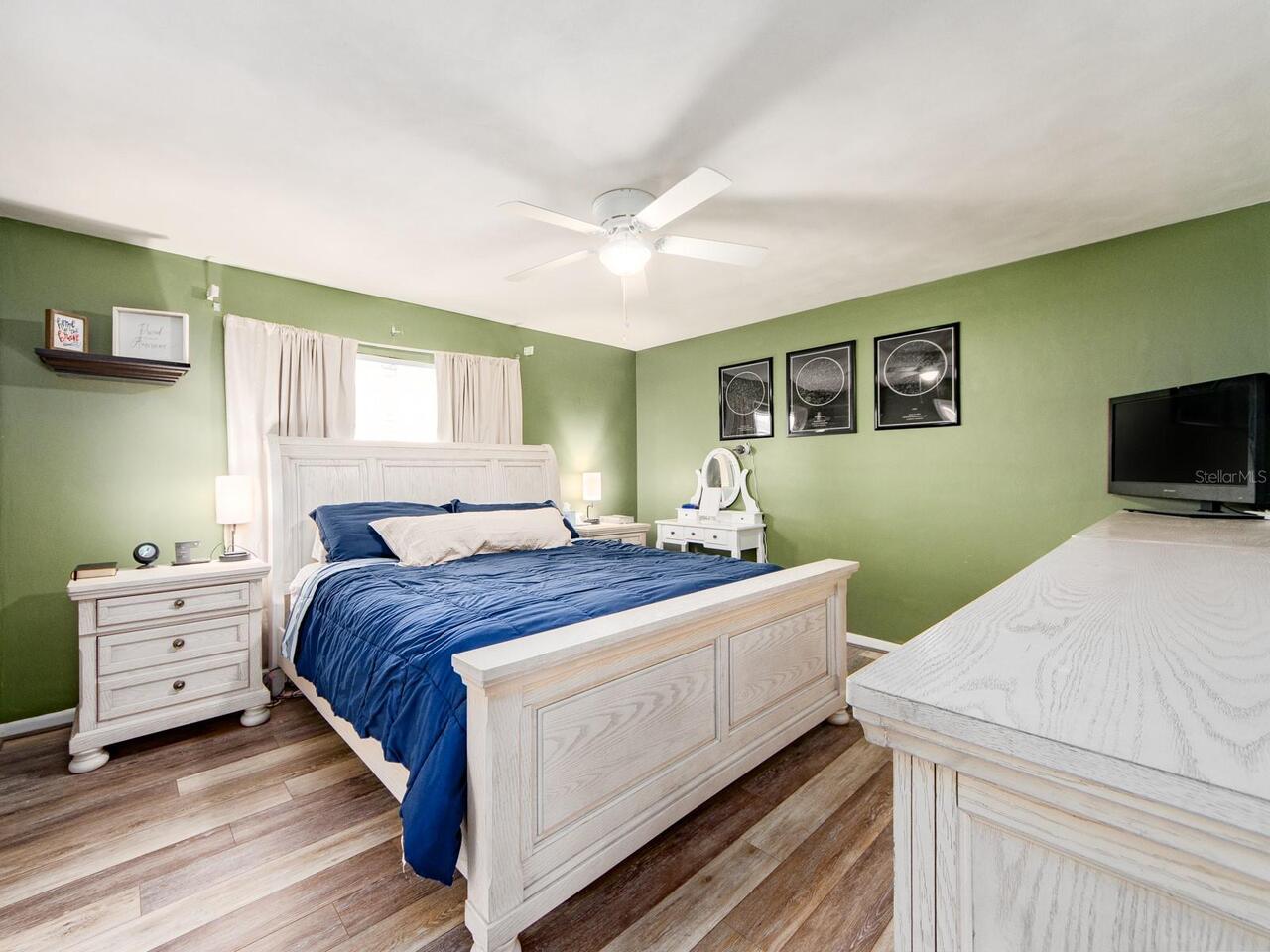 Listing Photo 14