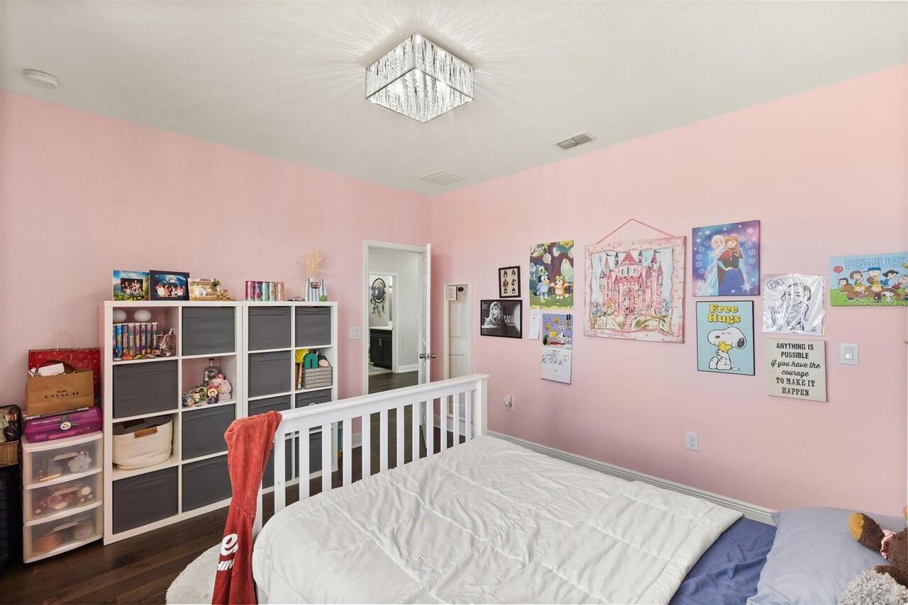 Listing Photo 24