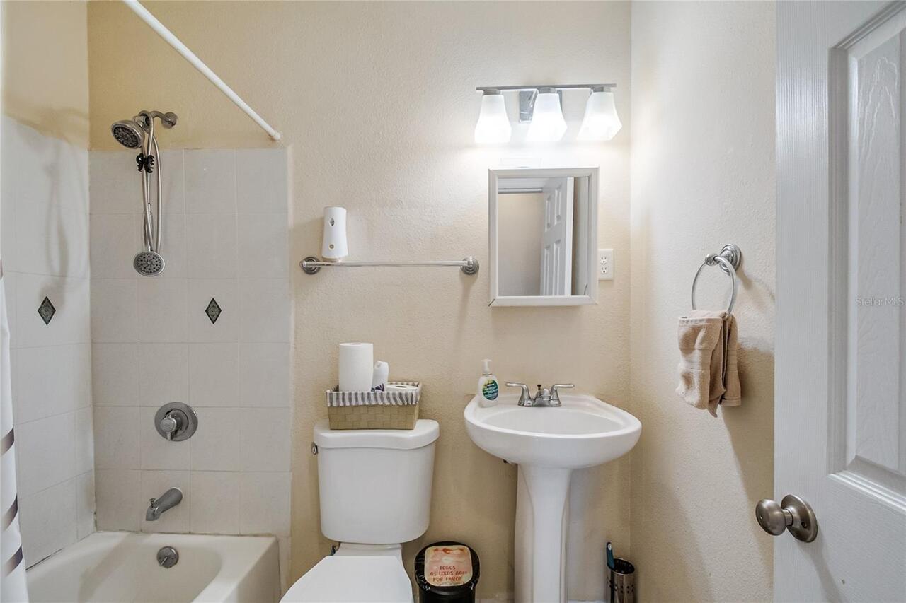 Listing Photo 10