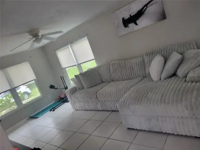 Listing Photo 10