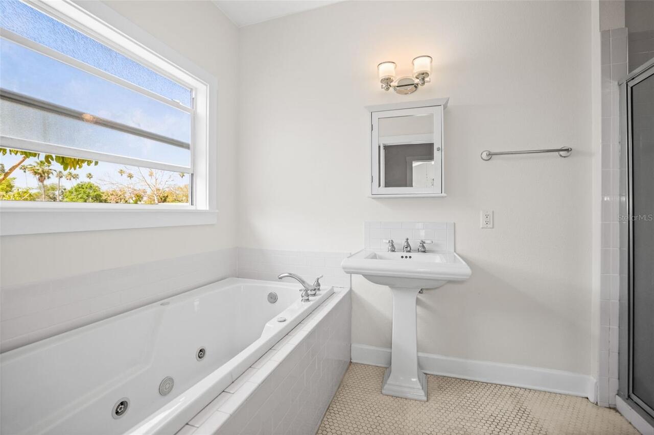 Listing Photo 22