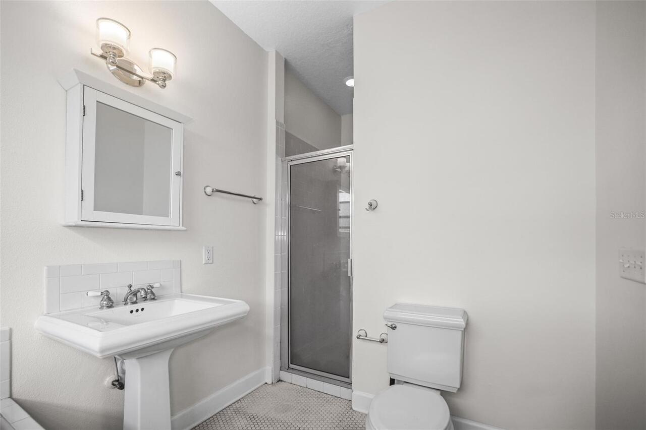 Listing Photo 23