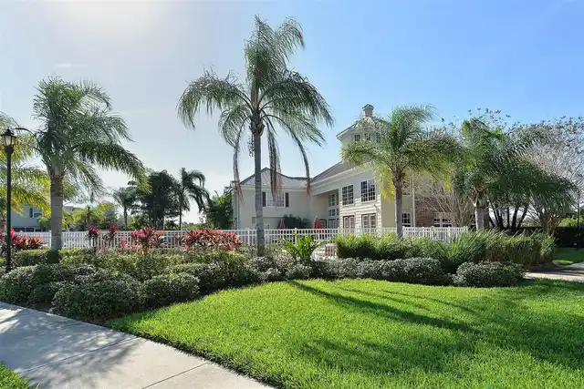 Listing Photo 37