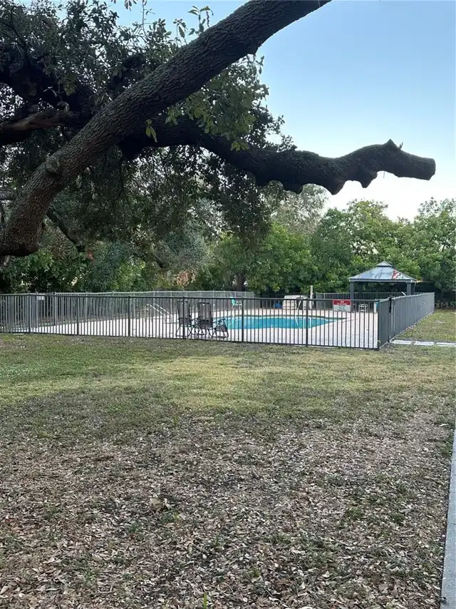 Listing Photo 21