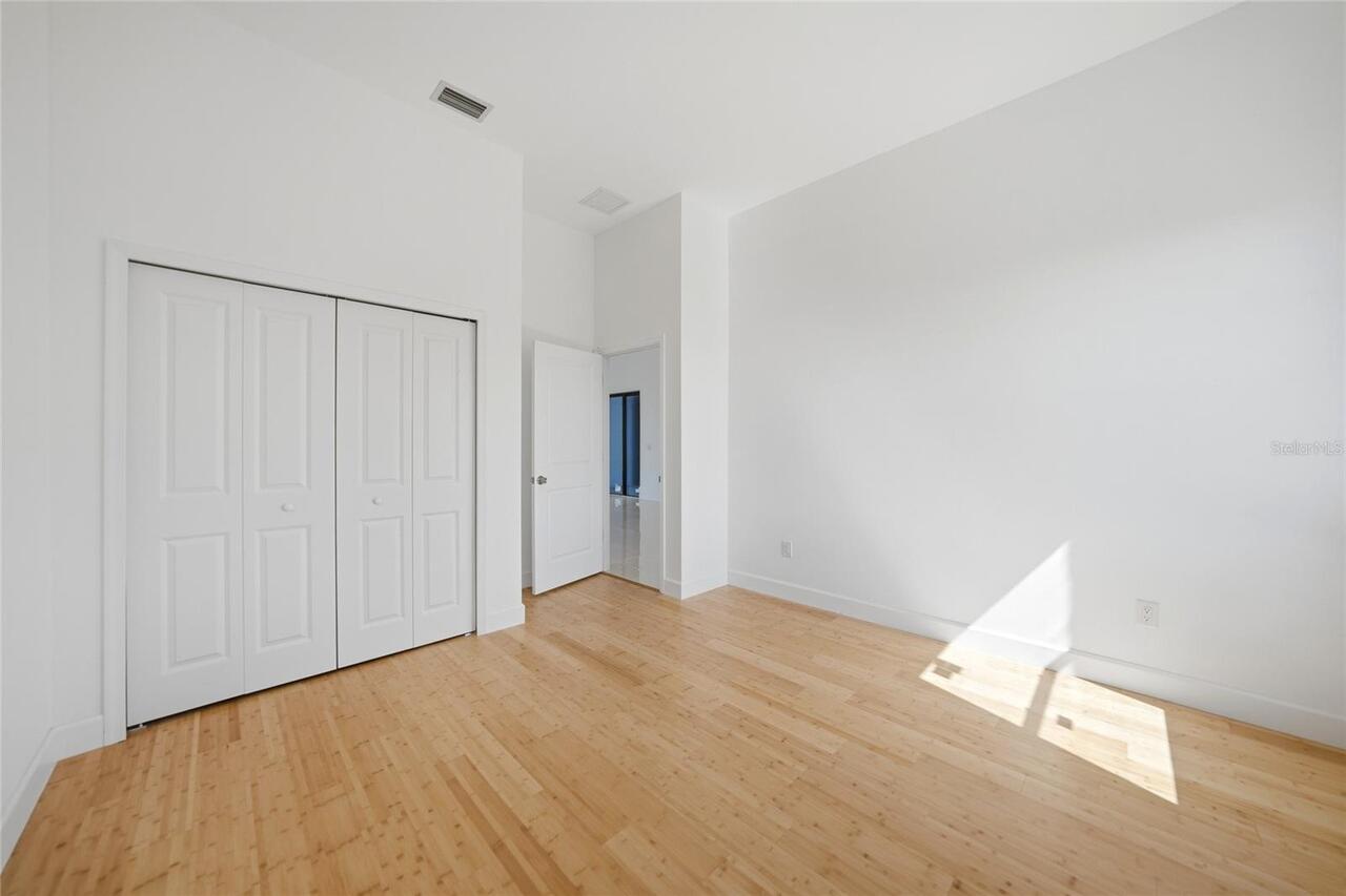 Listing Photo 29