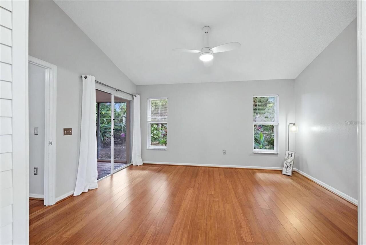 Listing Photo 20