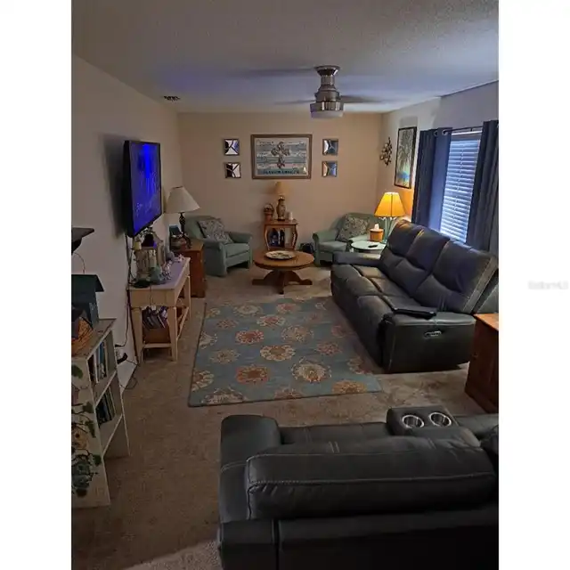 Listing Photo 10