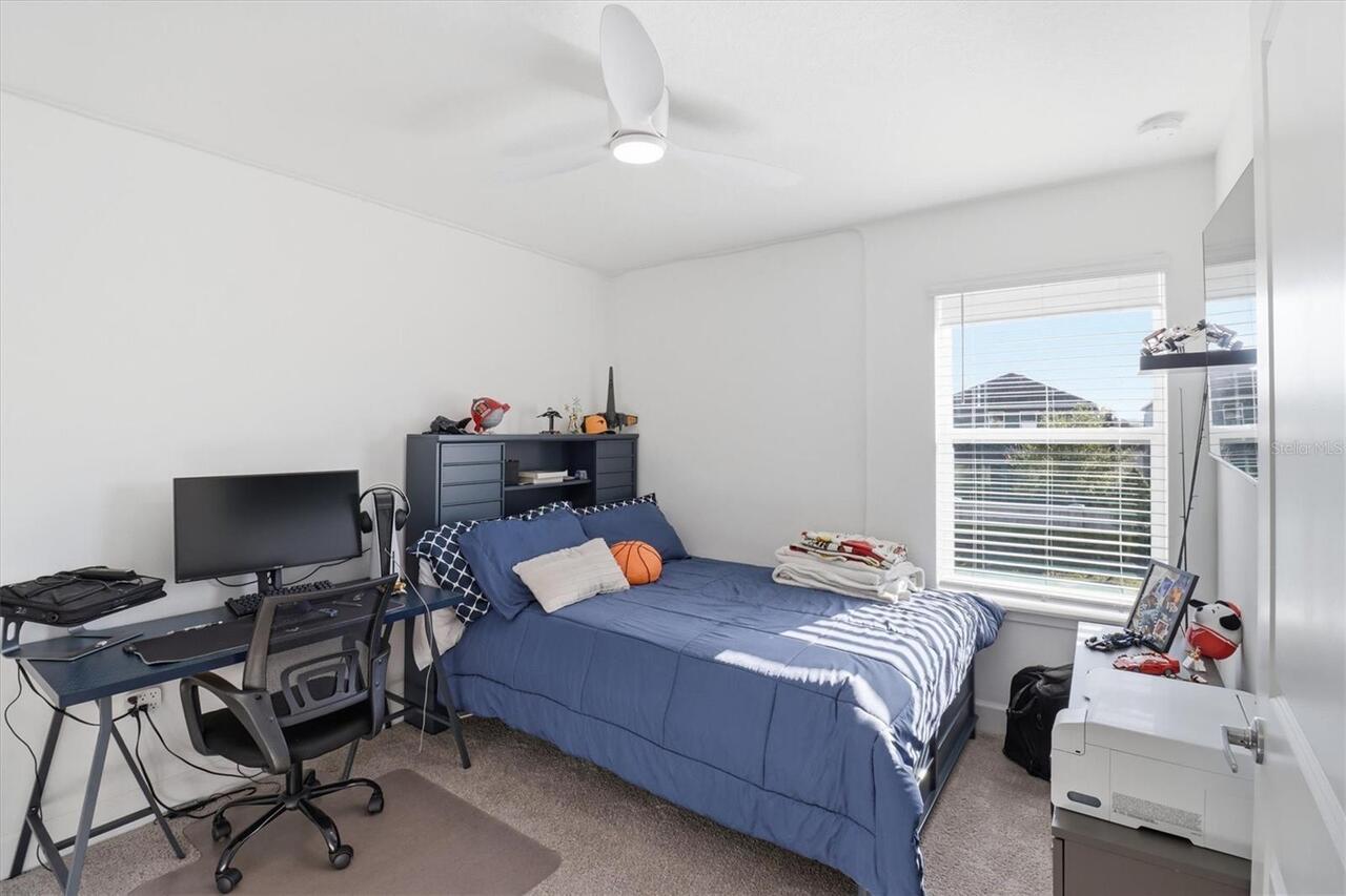 Listing Photo 11
