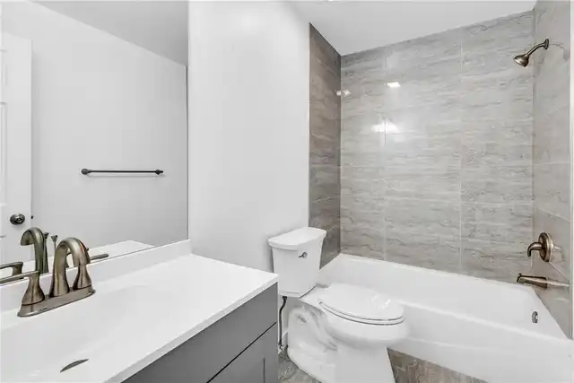 Listing Photo 18