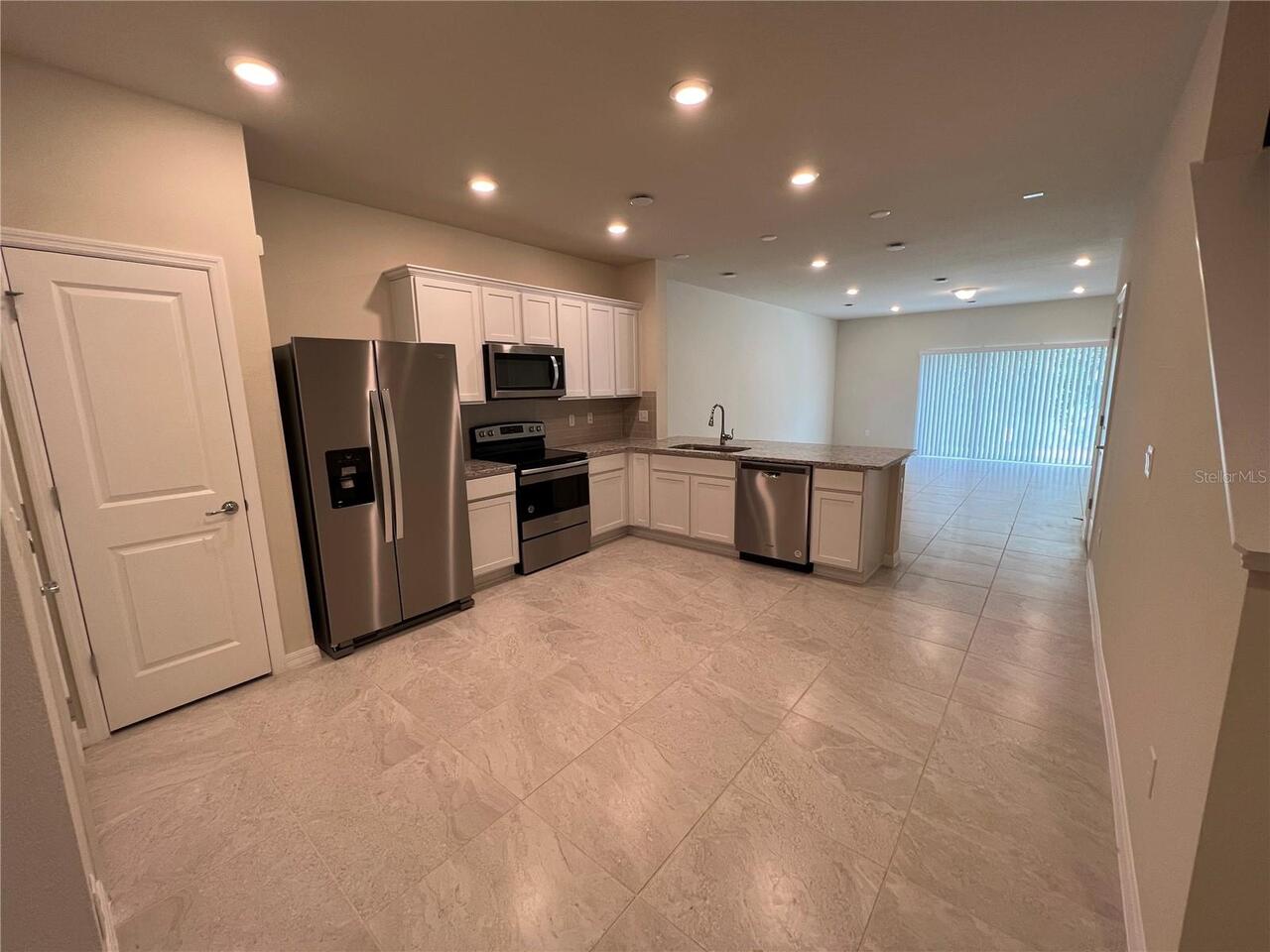 Listing Photo 10