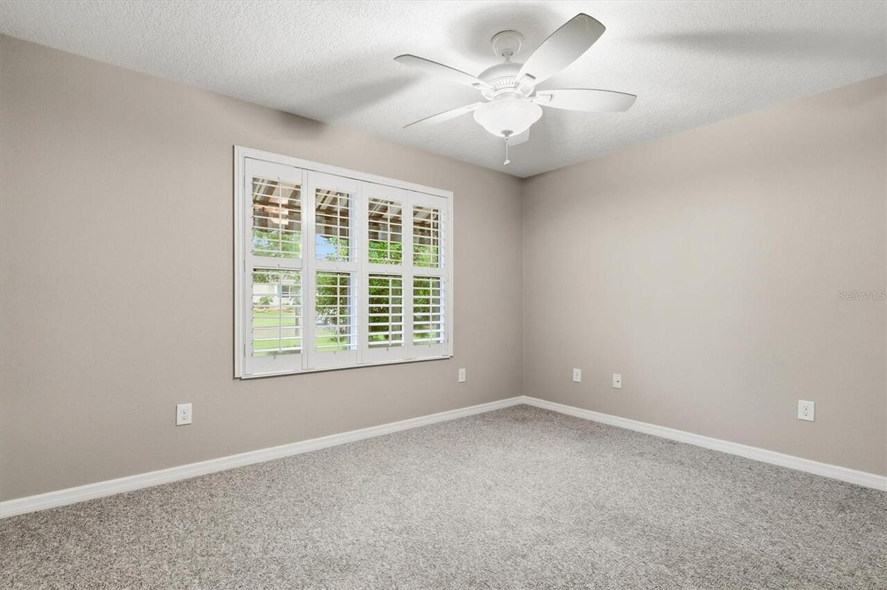 Listing Photo 28
