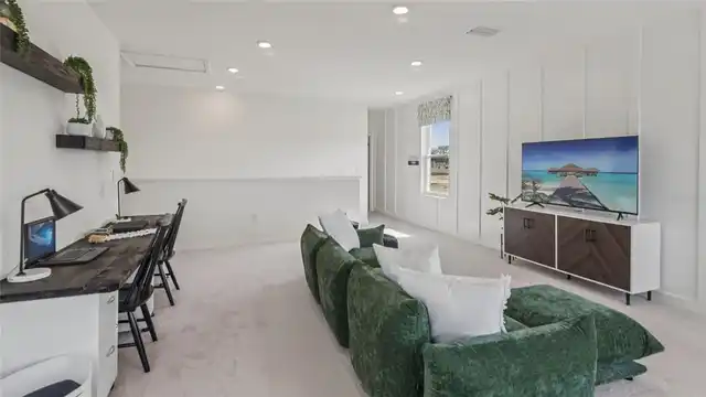 Listing Photo 17