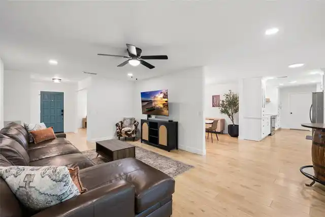 Listing Photo 21