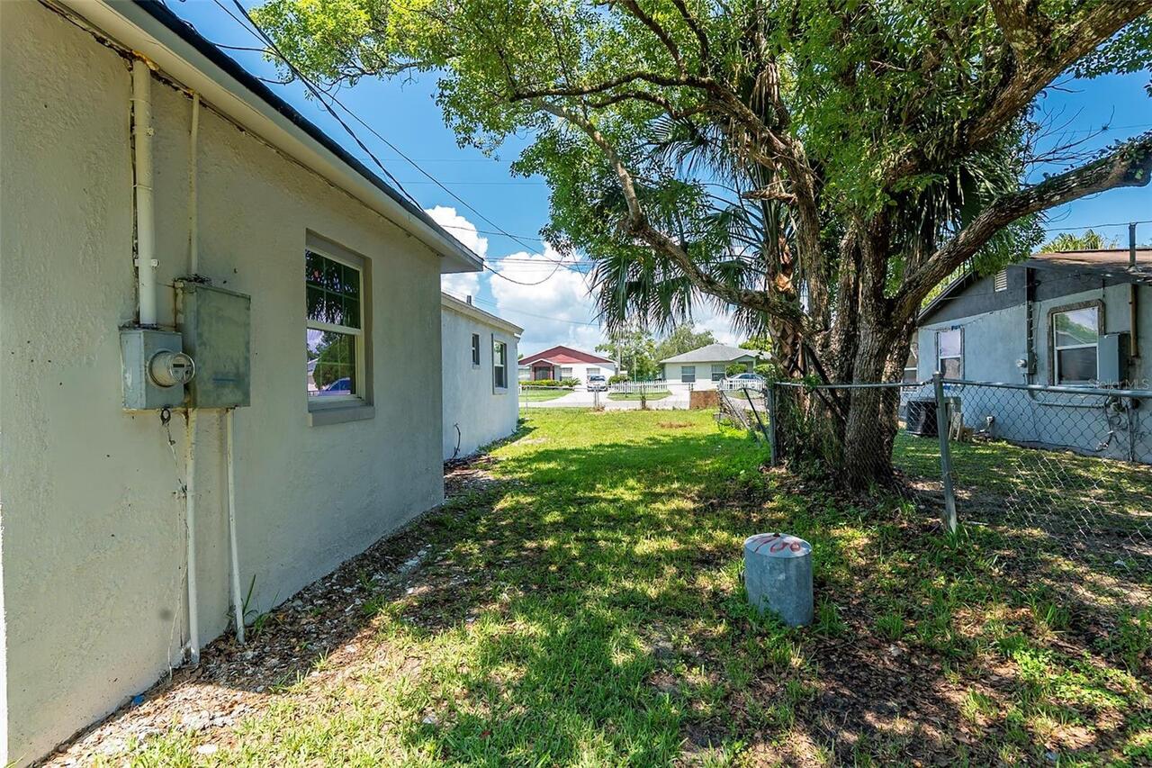 Listing Photo 8