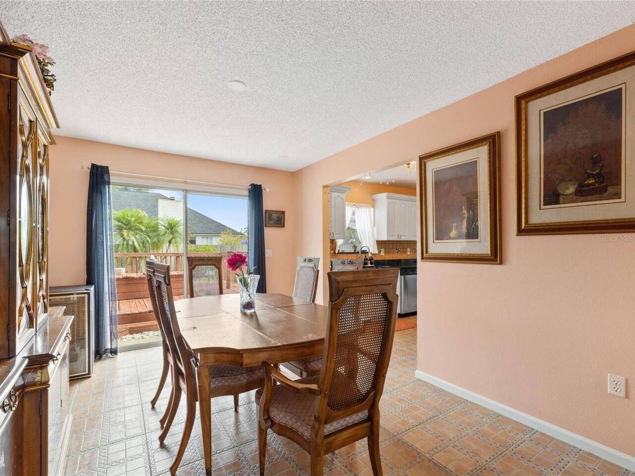 Listing Photo 9