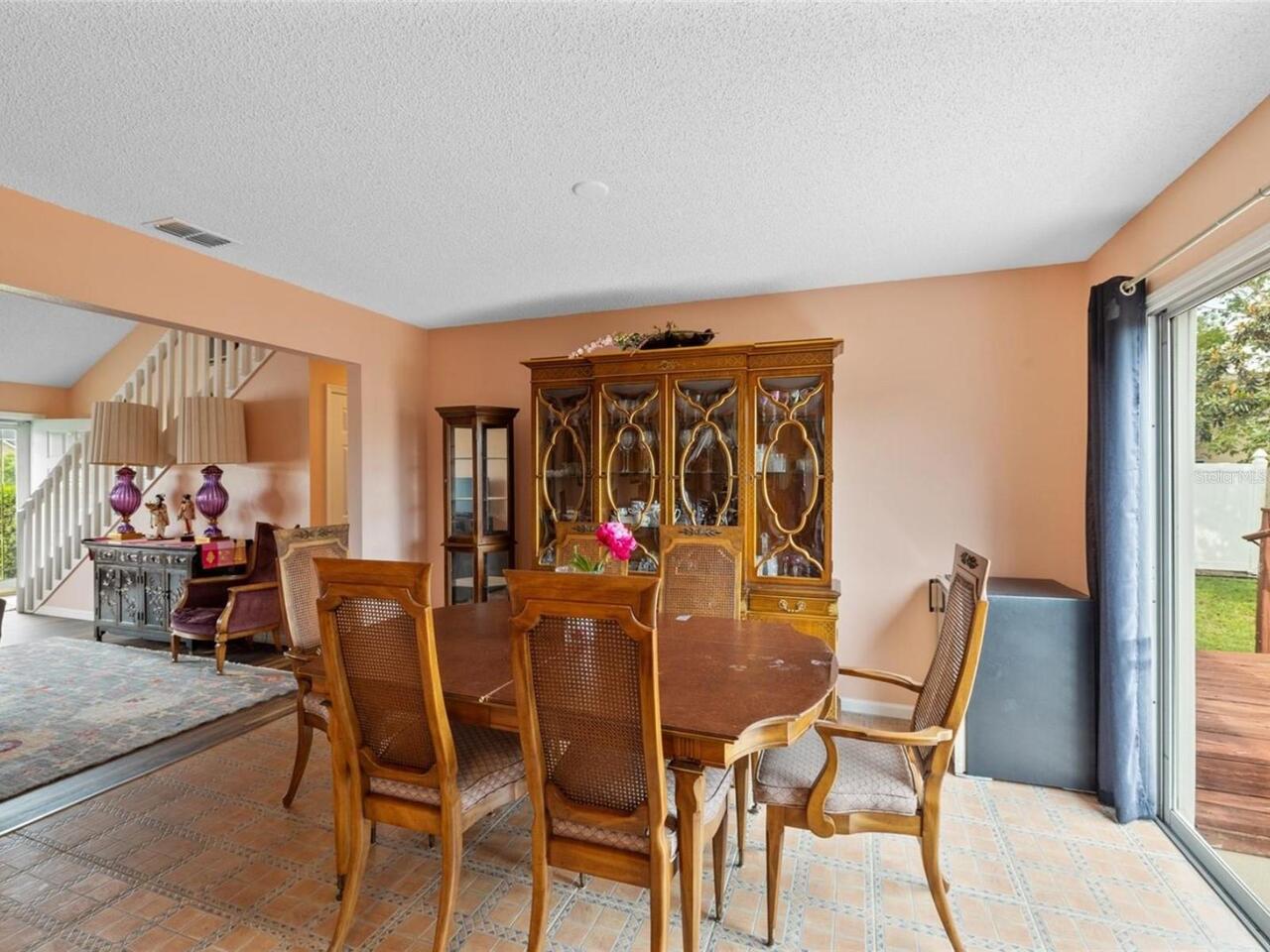 Listing Photo 12