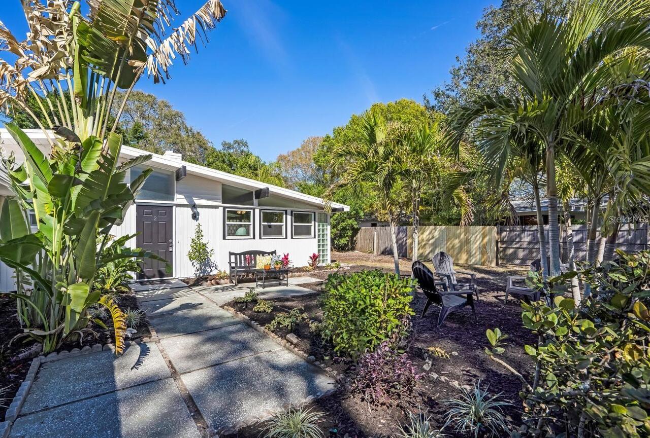 Listing Photo 8