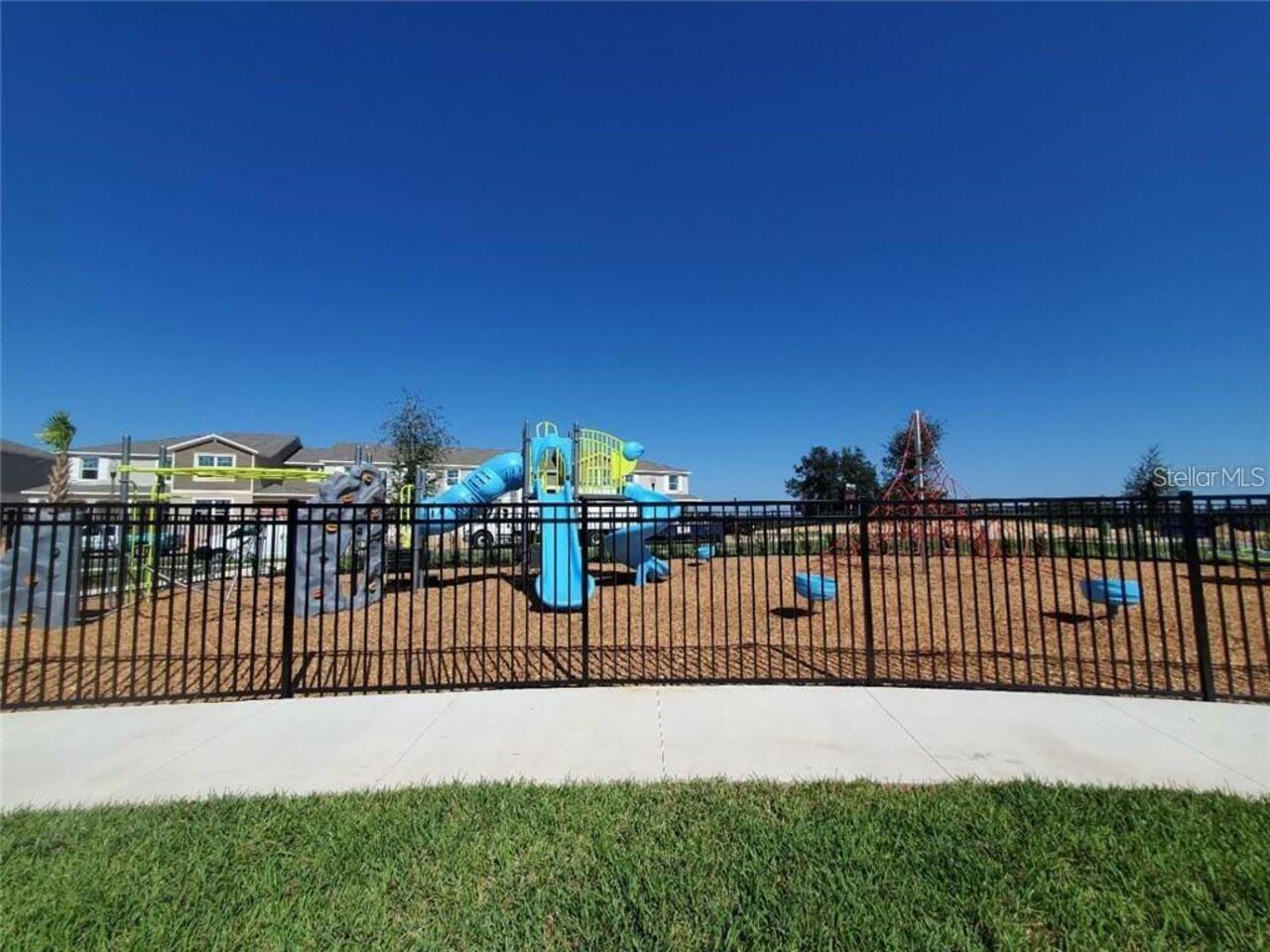 Listing Photo 18