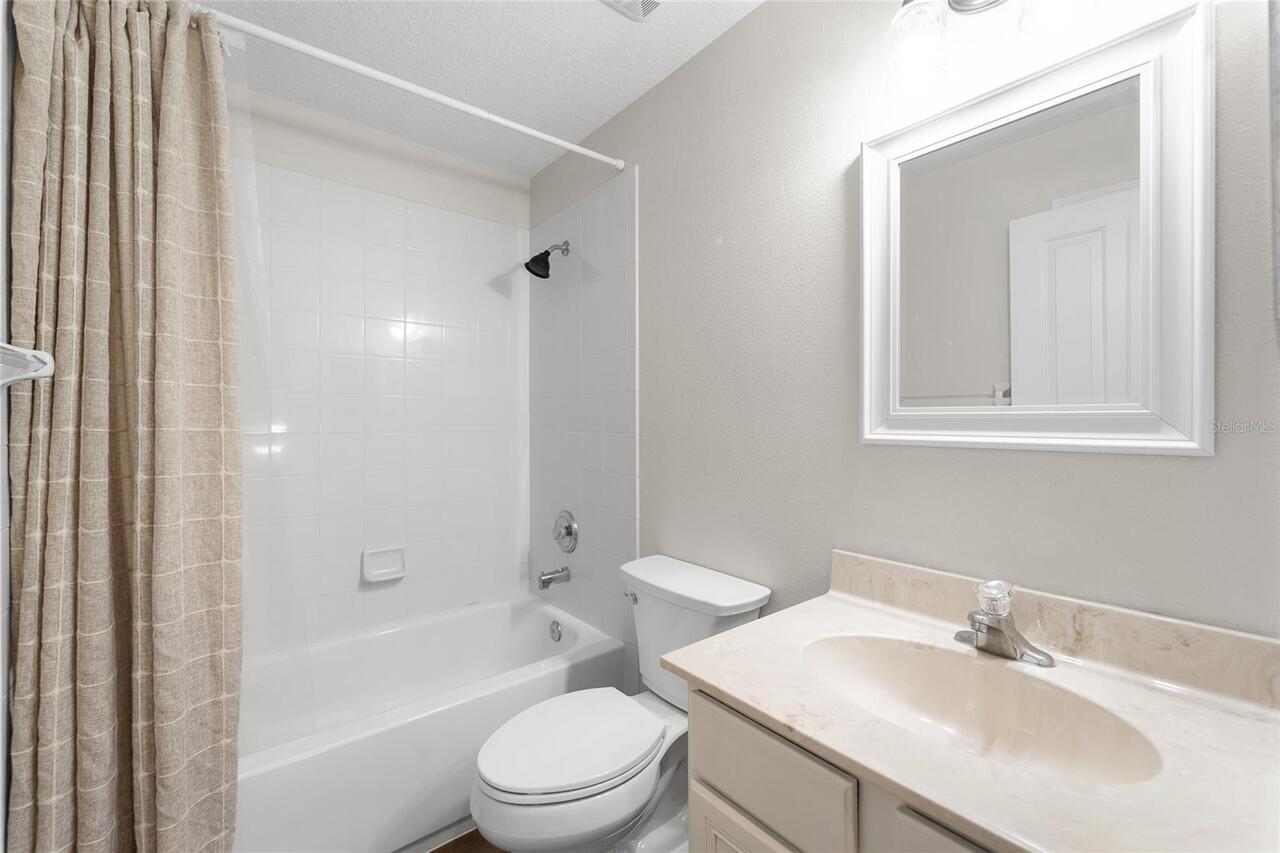 Listing Photo 14