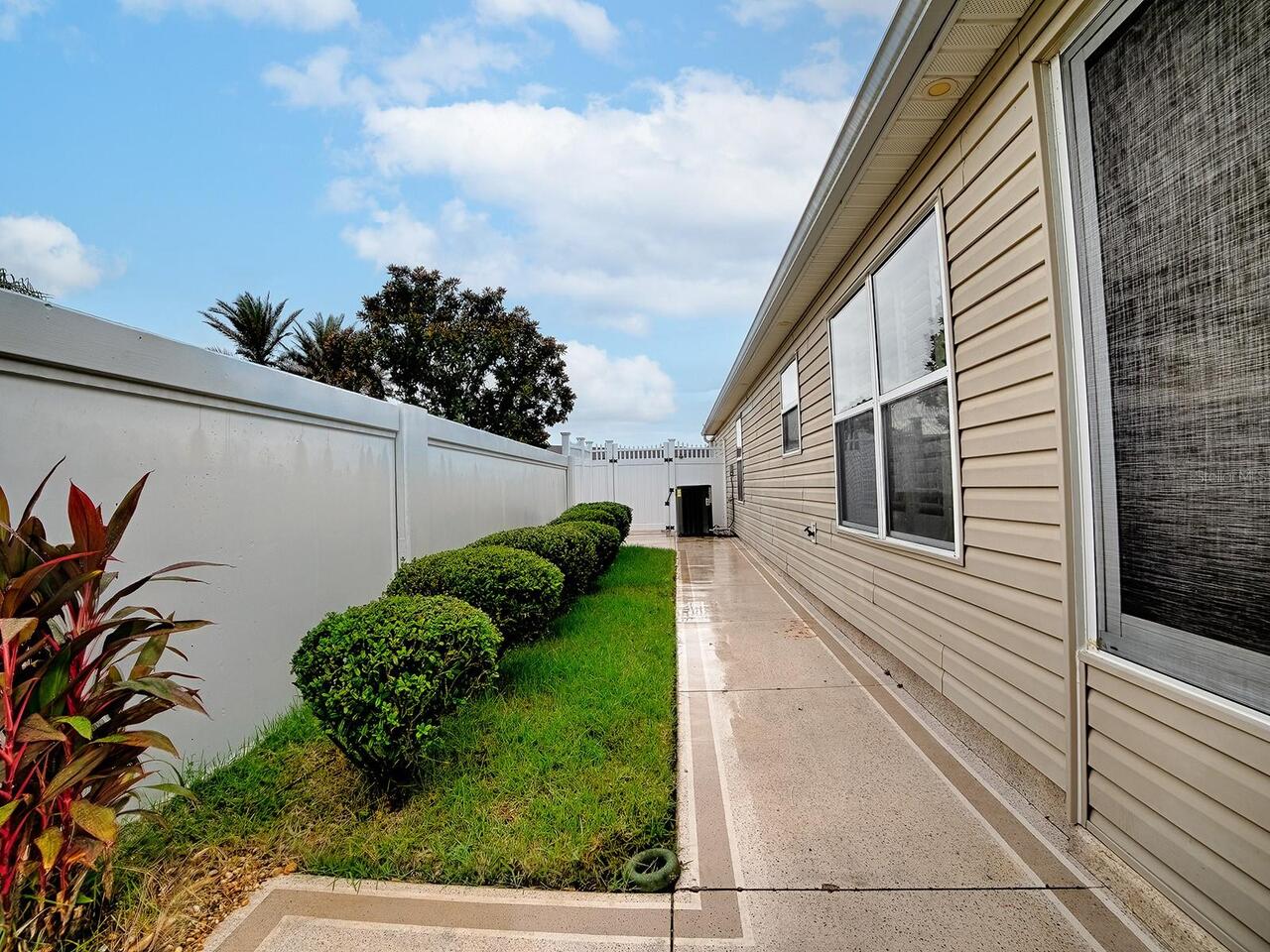 Listing Photo 28
