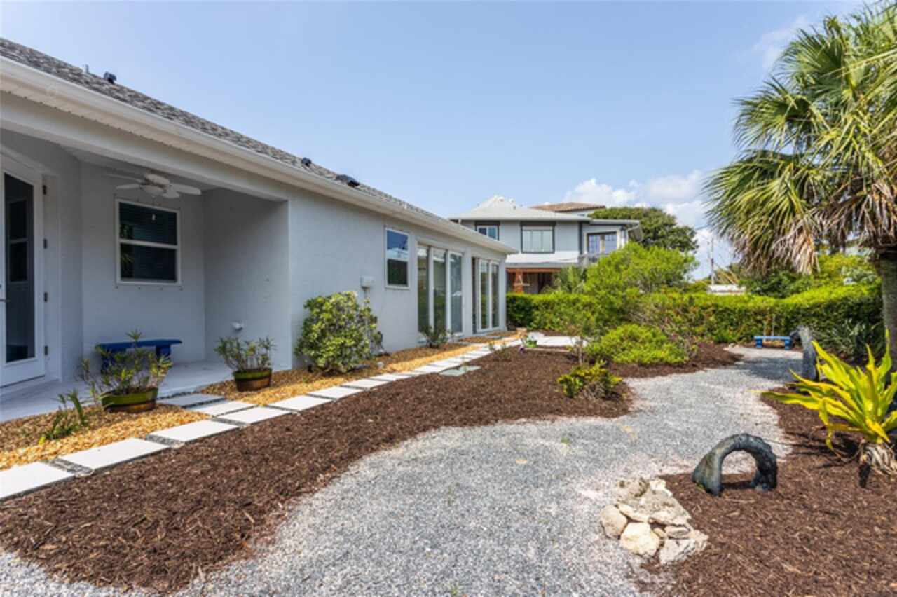 Listing Photo 25