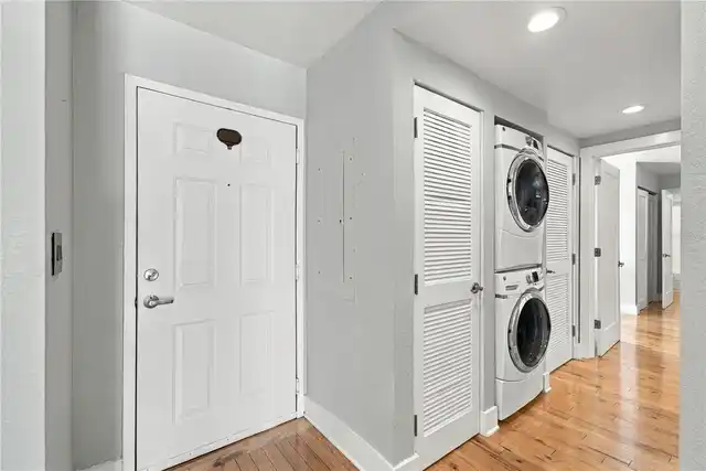 Listing Photo 6