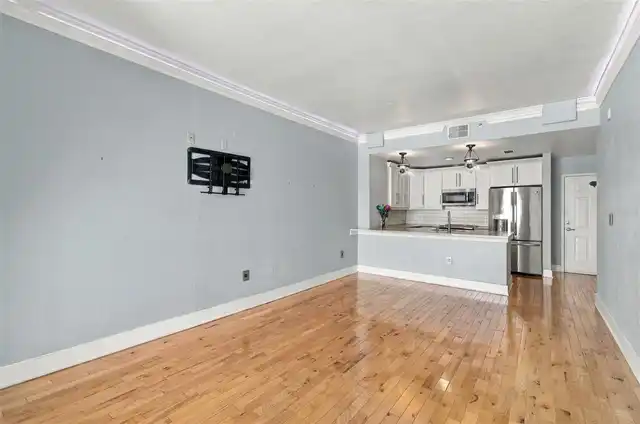 Listing Photo 27