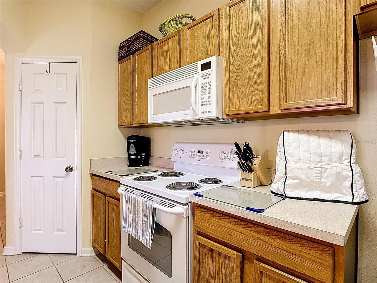 Listing Photo 8