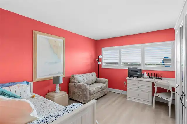 Listing Photo 28