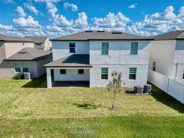 Listing Photo 19