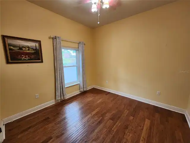 Listing Photo 15