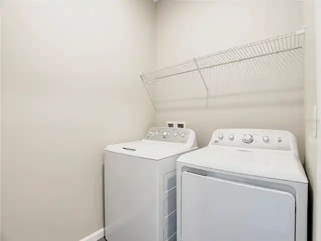 Listing Photo 17