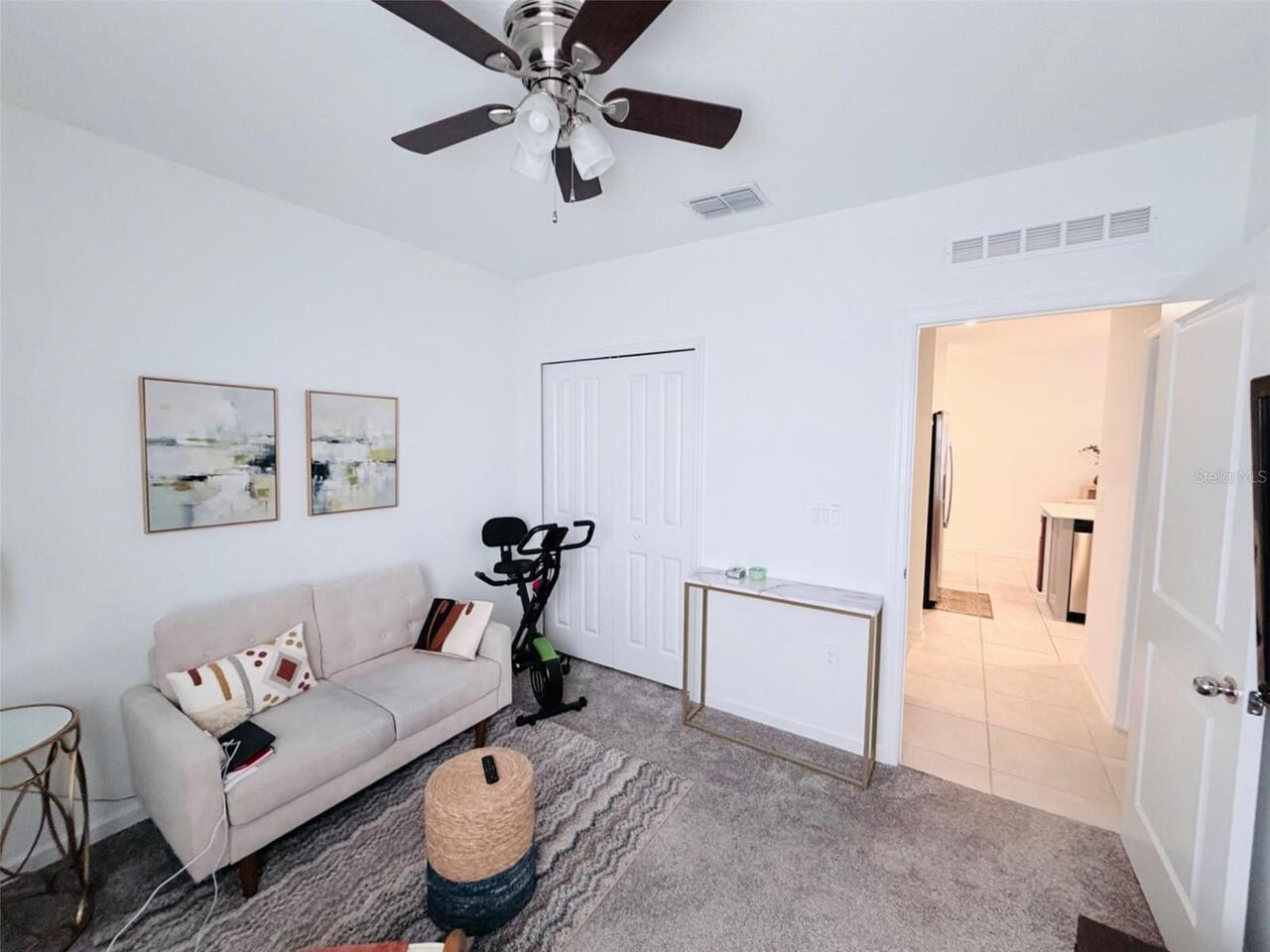 Listing Photo 8
