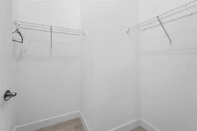Listing Photo 33