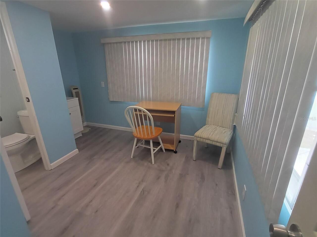 Listing Photo 16